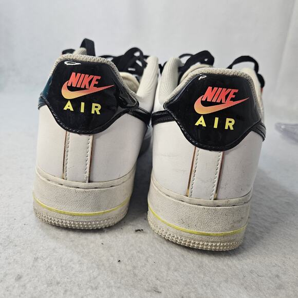 NIKE AIR FORCE Men Sz 10 Black Trim White - Picture 3 of 7